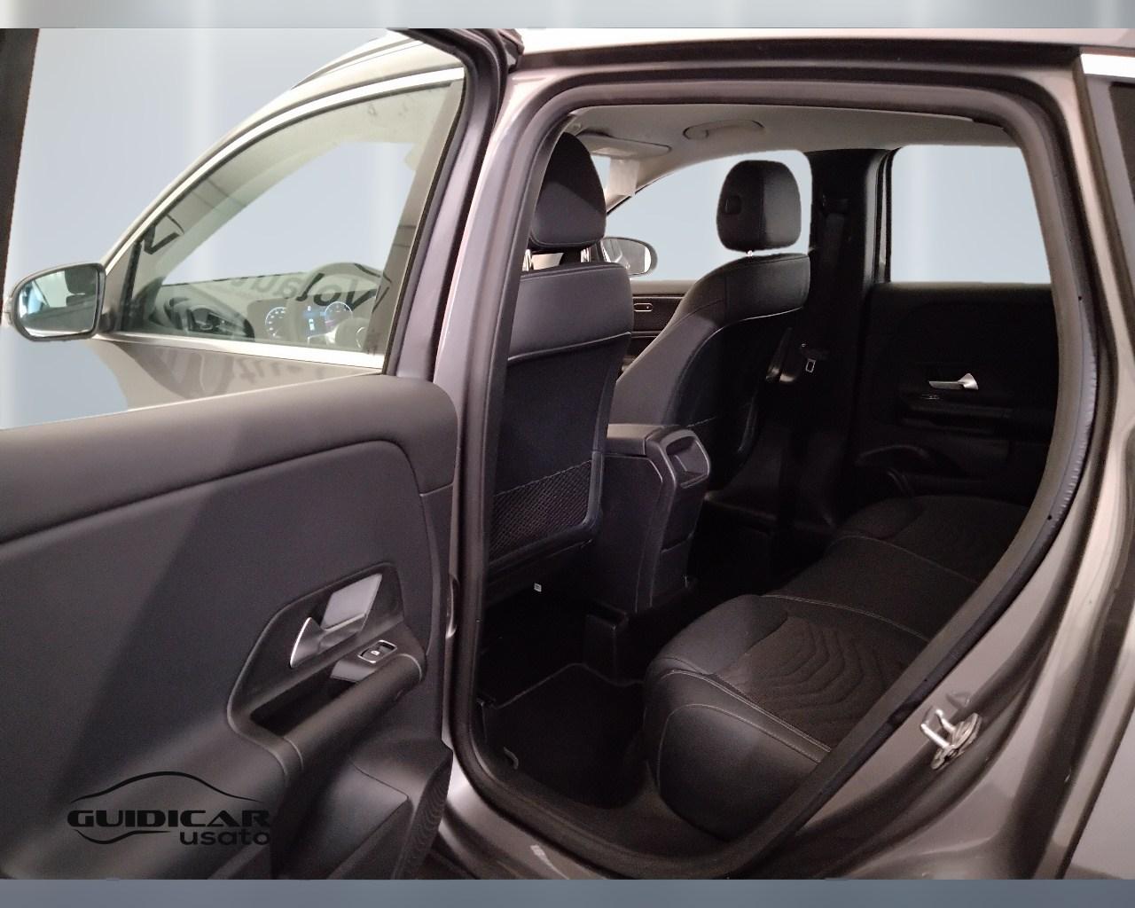 Mercedes-Benz GLA-H247 2023 - GLA 180 d Advanced auto