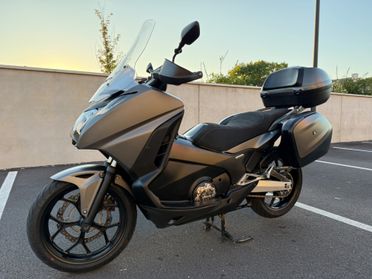Honda Integra 750 TRAVEL