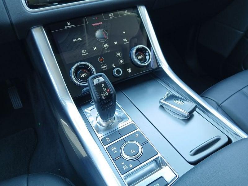 Land Rover Range Rover Sport 3.0 TDV6 SE