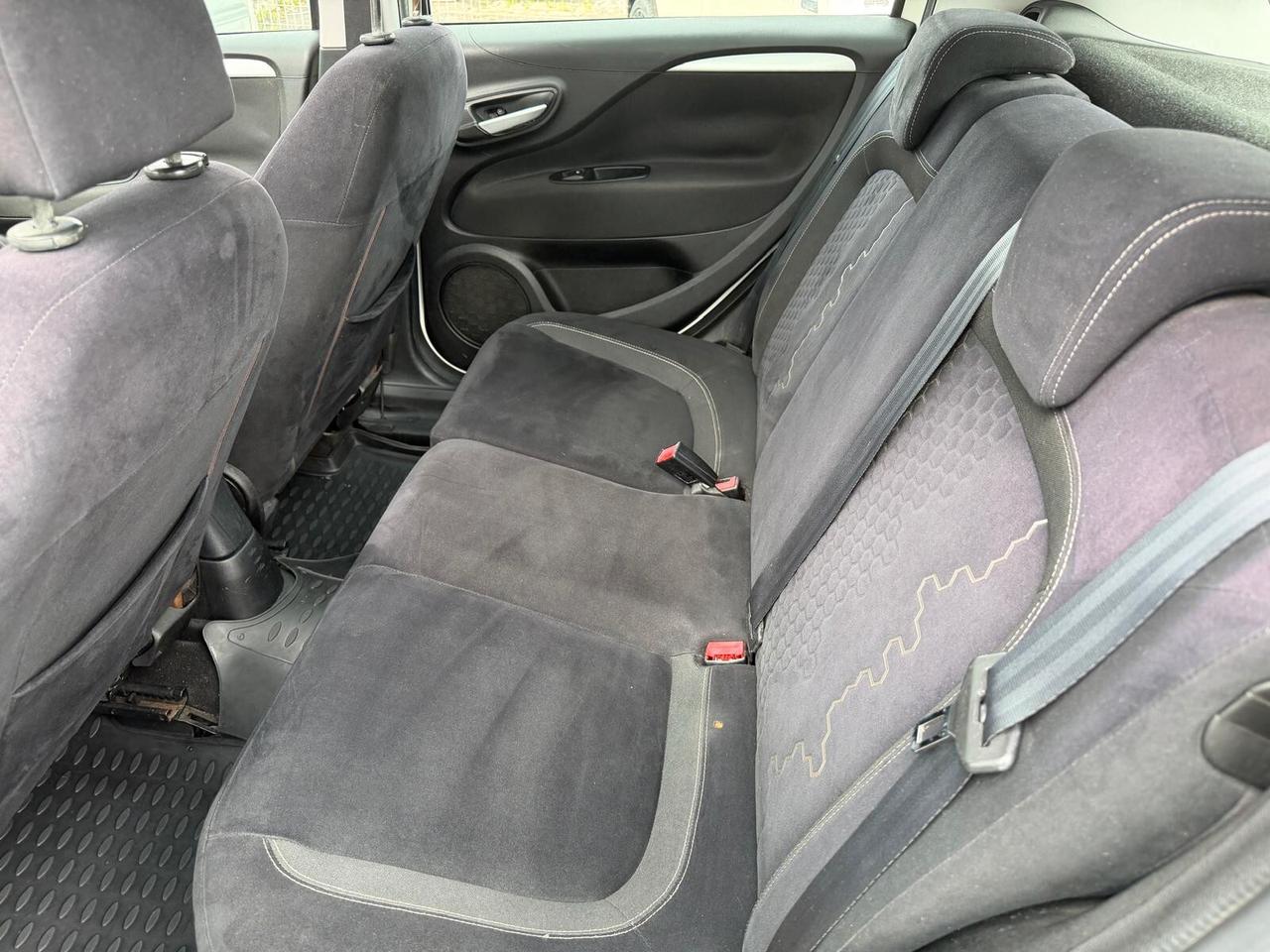 Fiat Punto 1.3 MJT II S&S 95 CV 5 porte Sport-10/2012