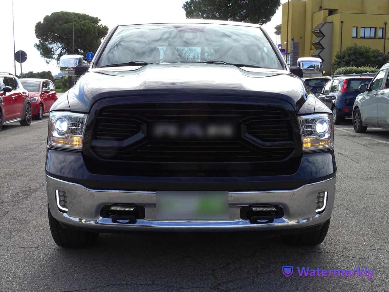 Dodge RAM 1500 AWD 5.7L V8 401CV LARAMIE AUTOCARRO
