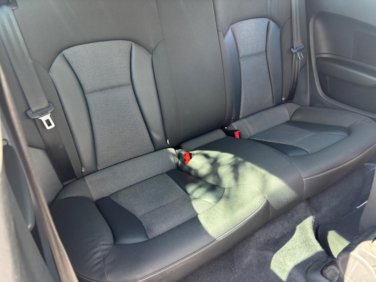 AUDI A1 1.6TDI 90CV S-LINE EURO5B