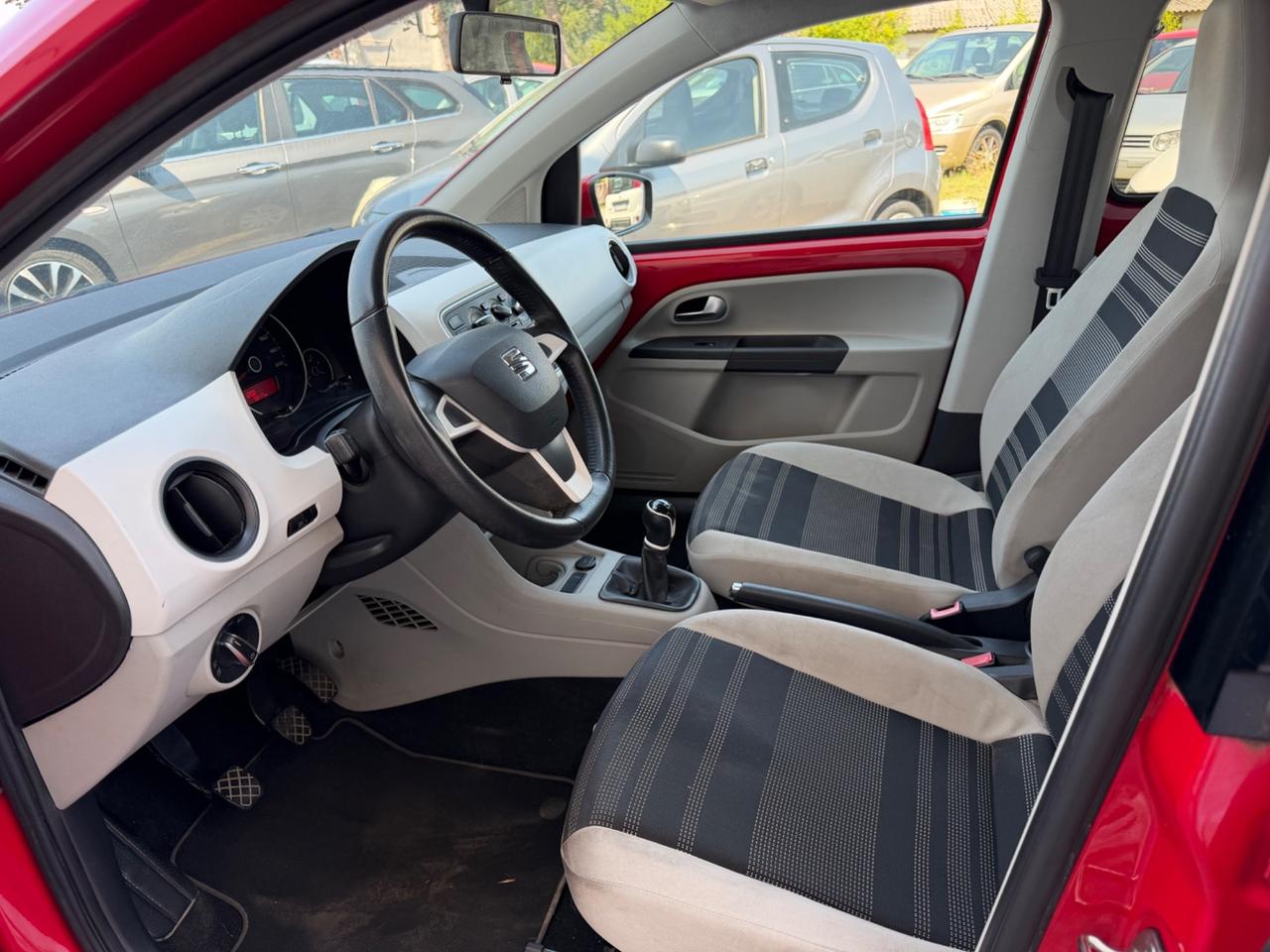 Seat Mii 2015 1.0 68 CV 5 porte Chic Ecofuel OK NEOPATENTATI