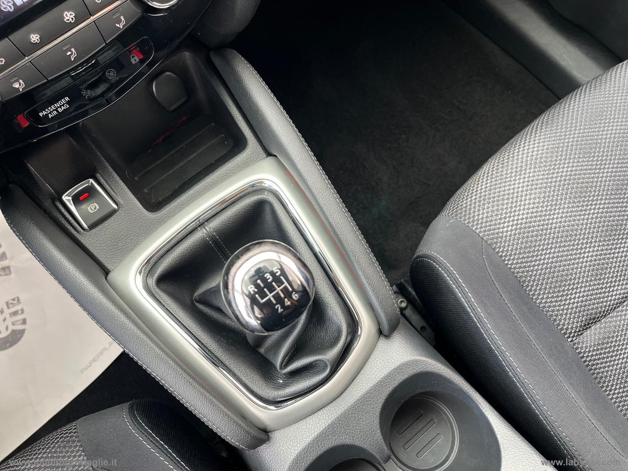 NISSAN Qashqai 1.5 dCi Acenta Premium GANCIO TRAINO