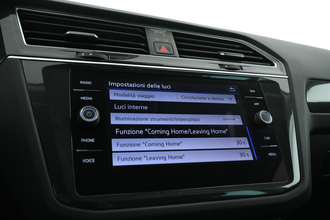 VOLKSWAGEN Tiguan 2.0 tdi Elegance 150cv dsg CAMERA+ACC+APP CONNECT