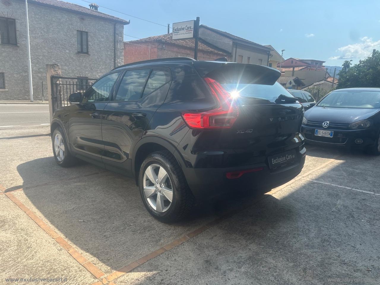 VOLVO XC40 D3 Business