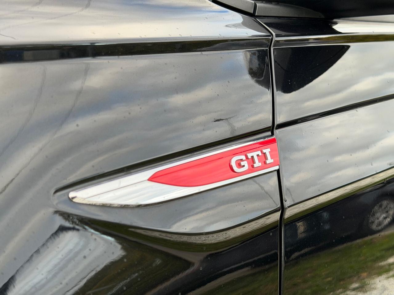 Volkswagen Polo 2.0 TSI DSG GTI
