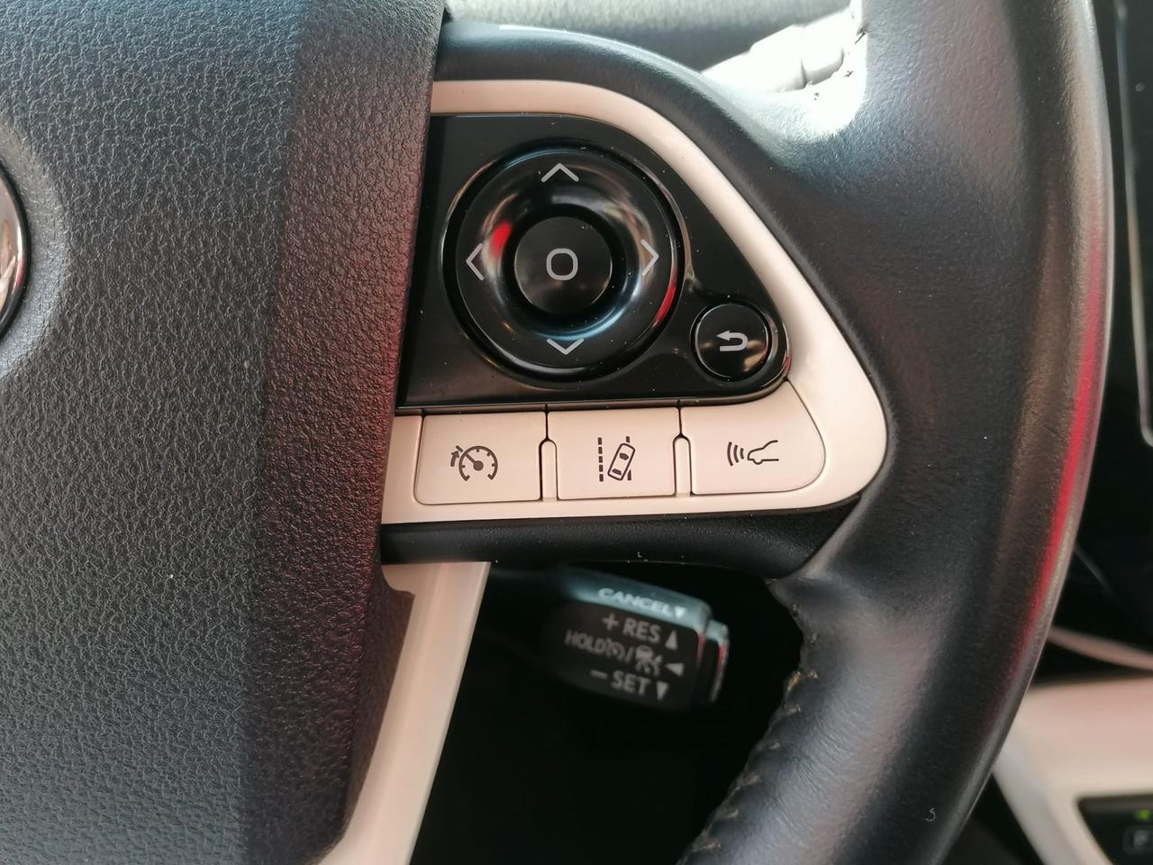 Toyota Prius 1.8 Style BIANCA
