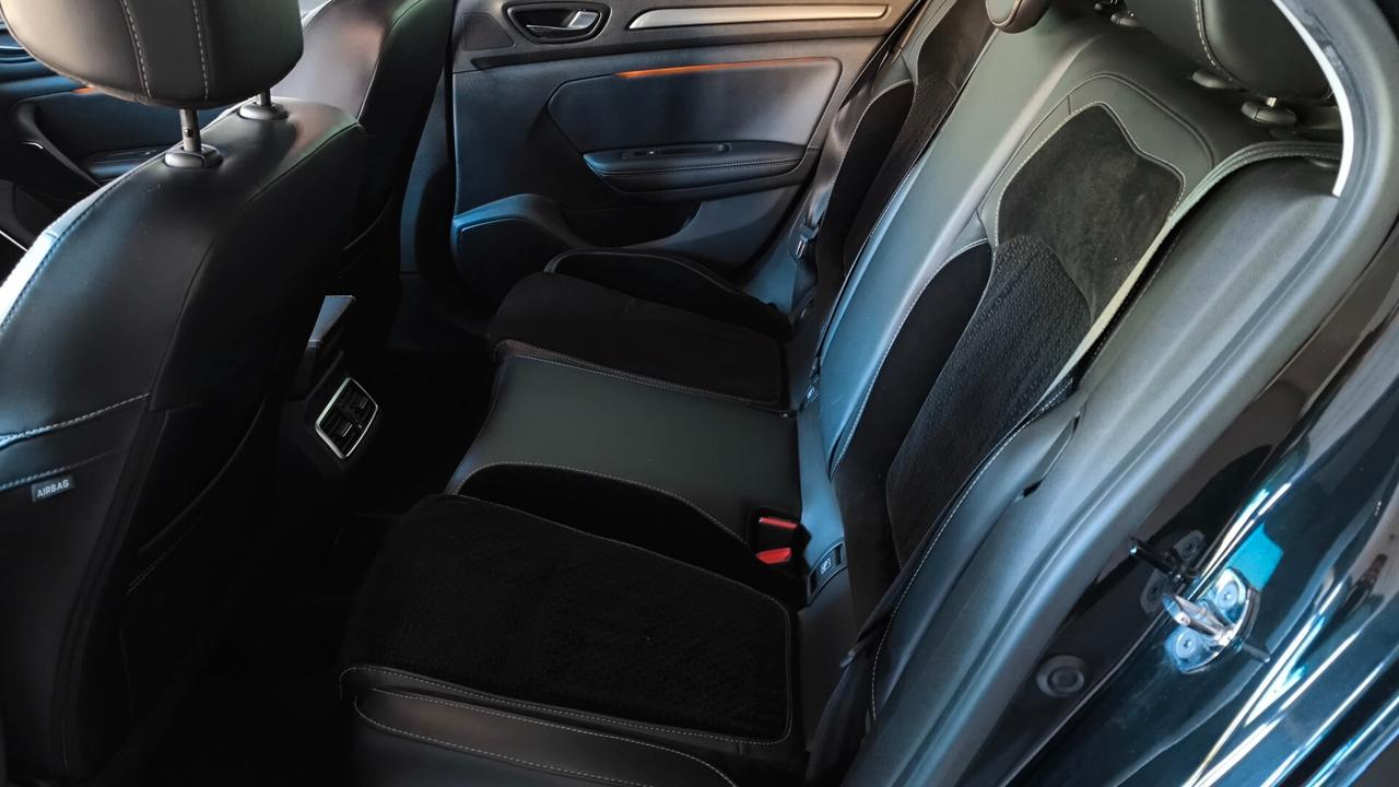 Renault Megane Mégane dCi 8V 110 CV EDC Energy Bose