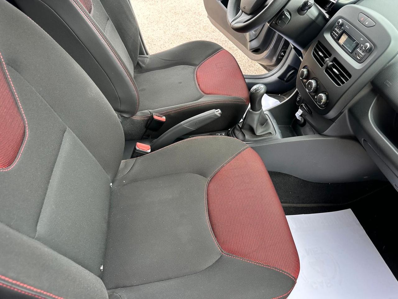 Renault NEW Clio 1.5 dCi 8V 75CV 5 porte Live NEOPATENTATI