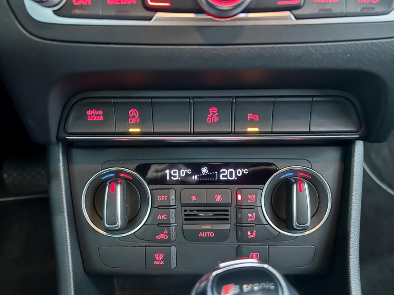 Audi Q3 2.0 TDI S tronic S-Line FINANZIABILE