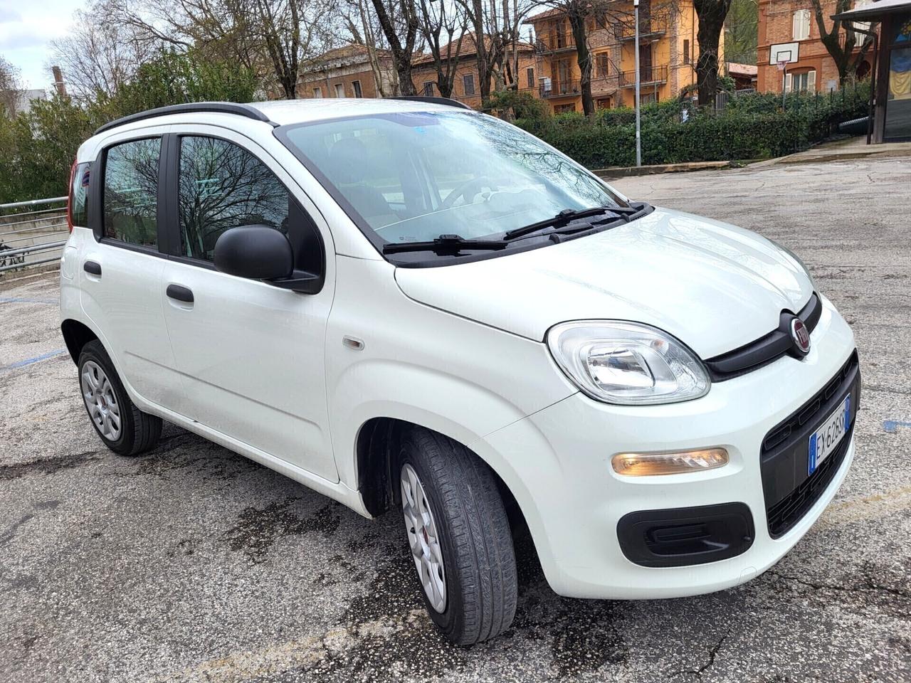 FIAT PANDA 0,9 Natural P-UNICA PROPR-4 REVISIONI