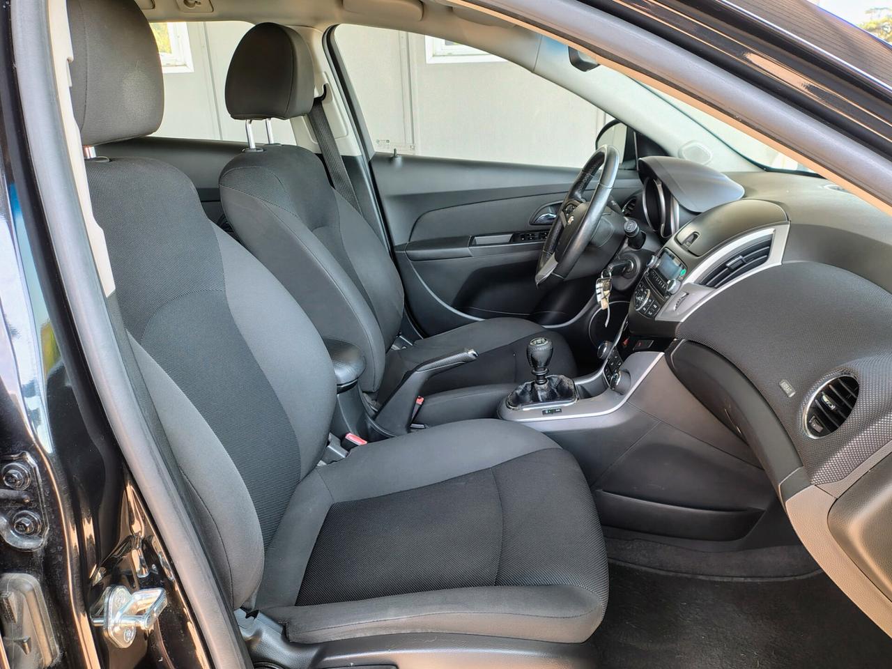 Chevrolet Cruze 1.7 Diesel Station Wagon LTZ