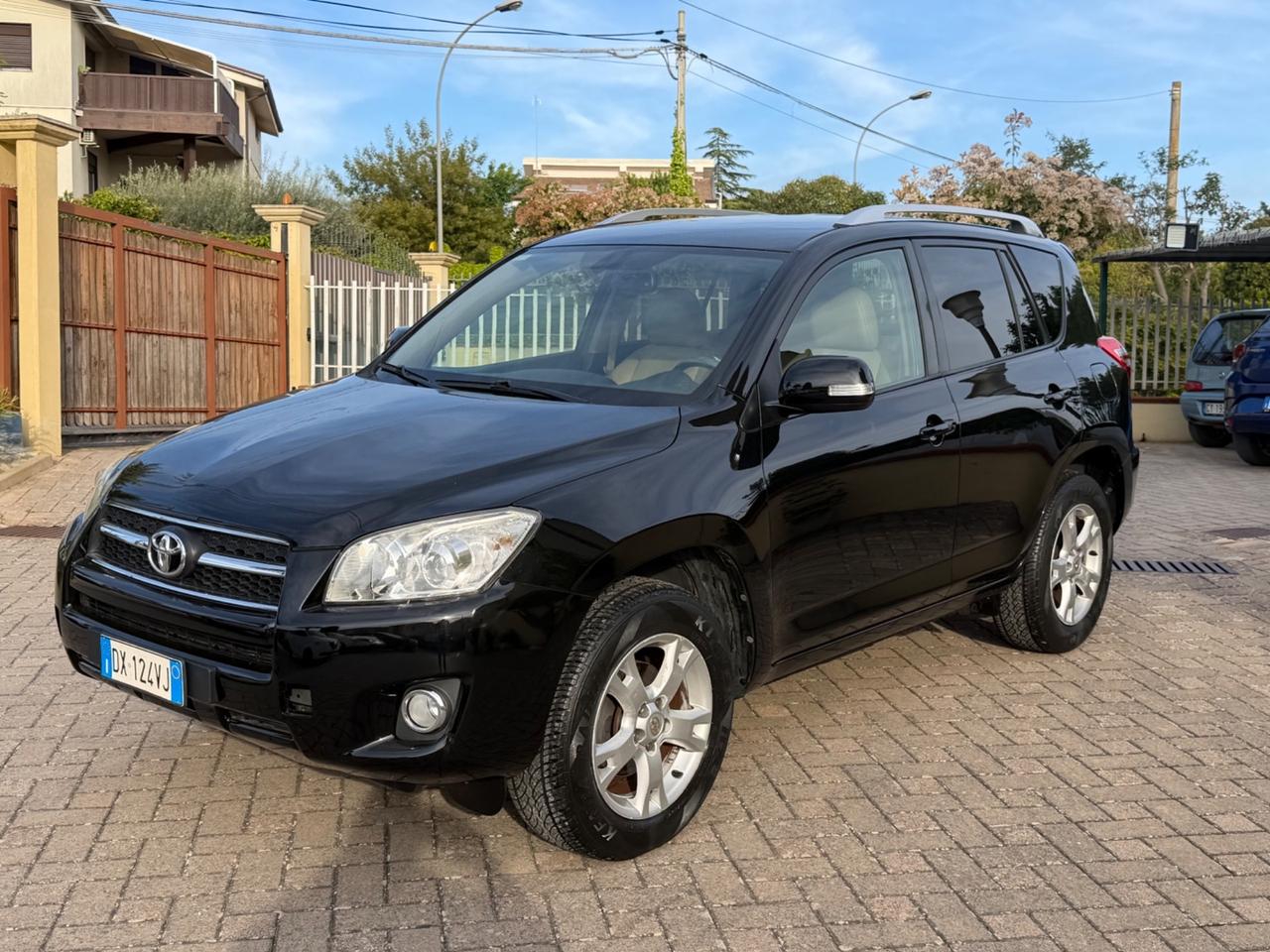 Toyota RAV 4 RAV4 2.2 D-4D 150 CV DPF Luxury