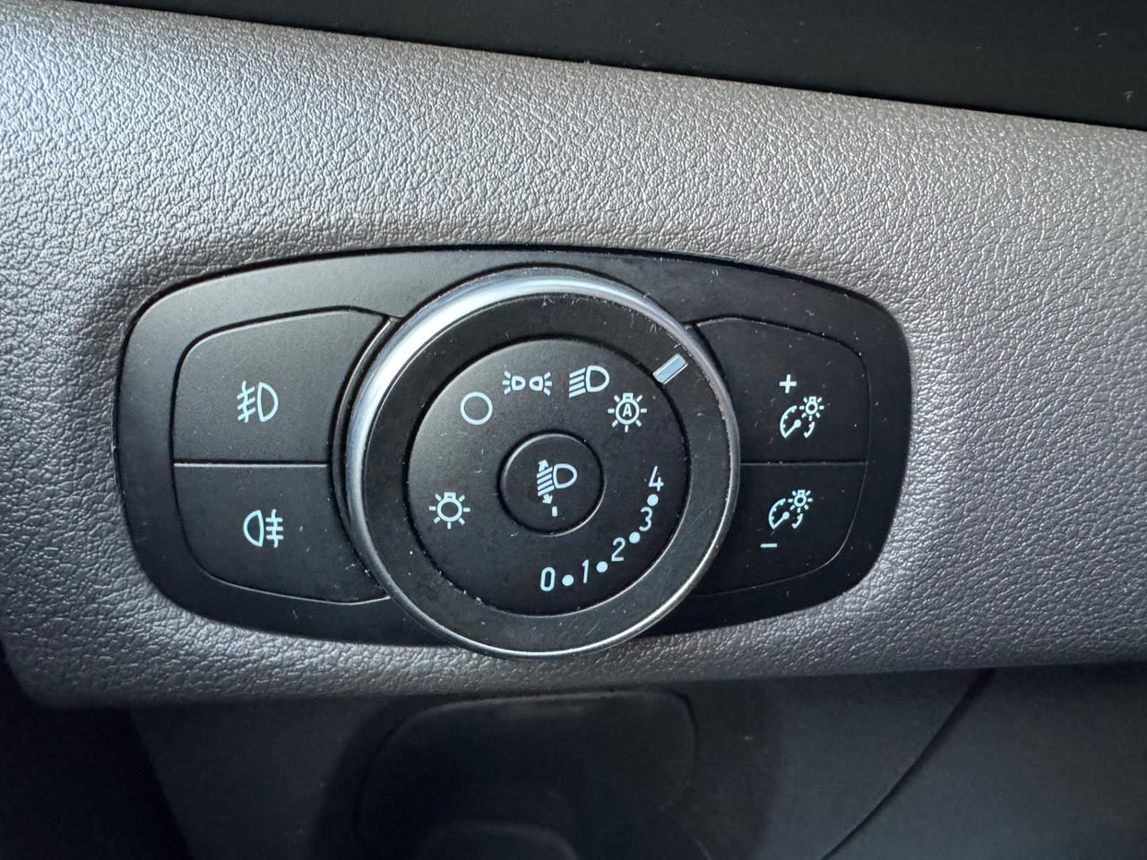 Ford Transit Custom 2.0 TDCi 170Cv Titanium