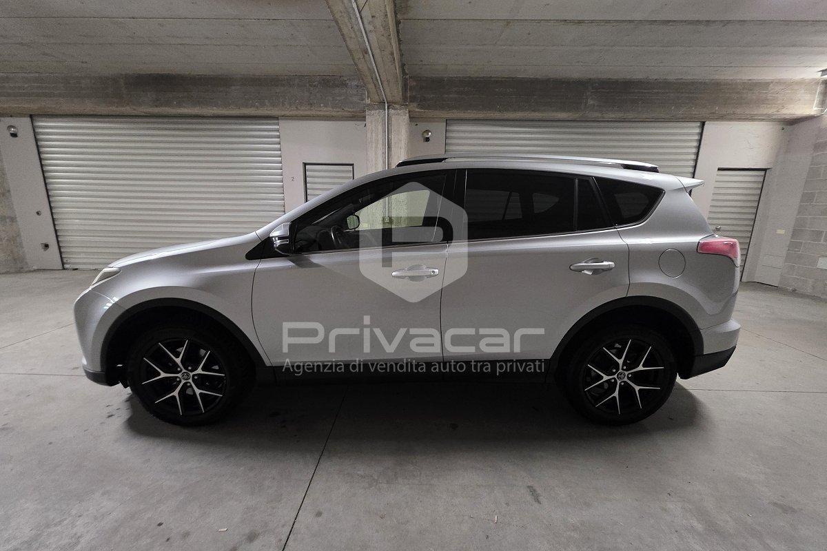 TOYOTA RAV4 2.0 D-4D 2WD Style