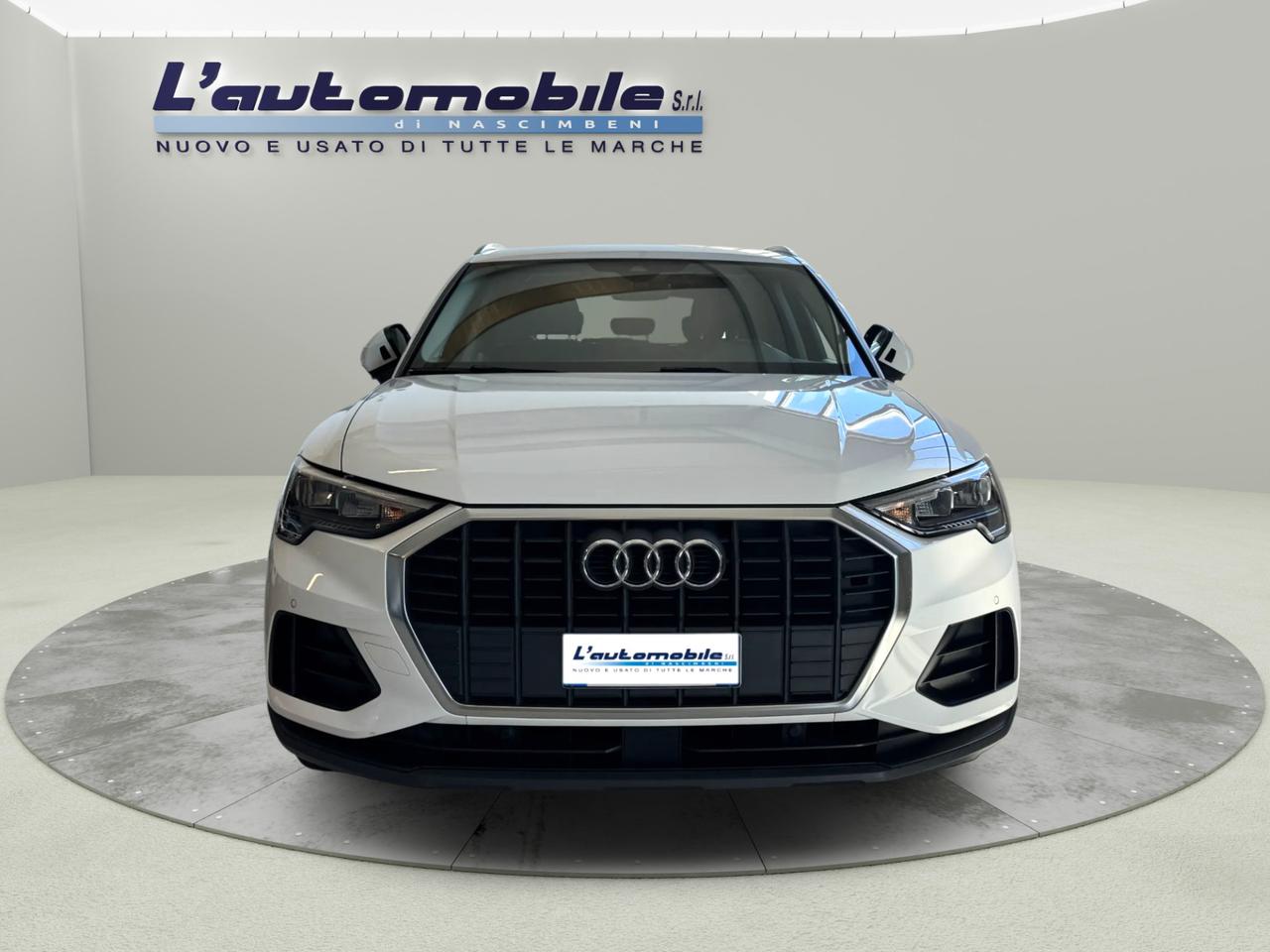 Audi Q3 35 2.0 tdi Business s-tronic