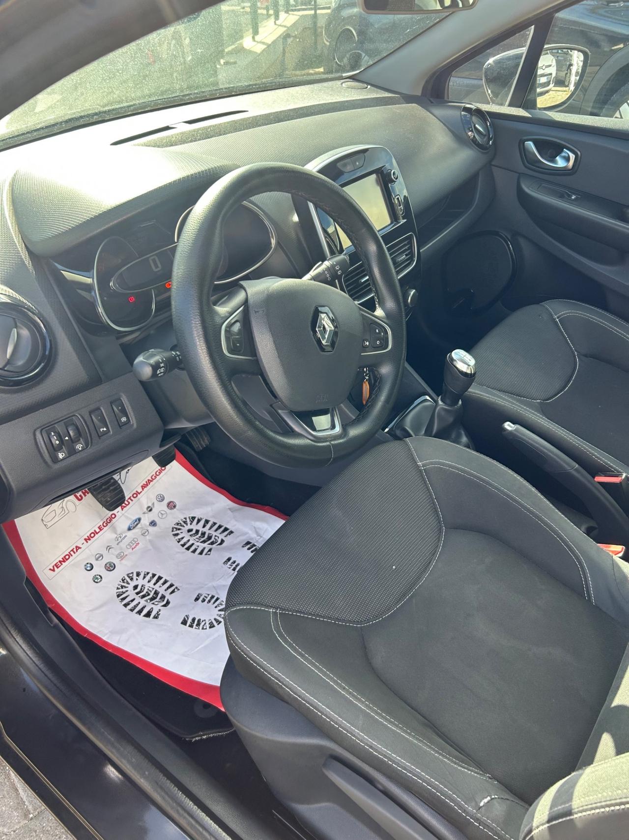 Renault Clio dCi 8V 90CV EDC Start&Stop 5 porte Energy Intens