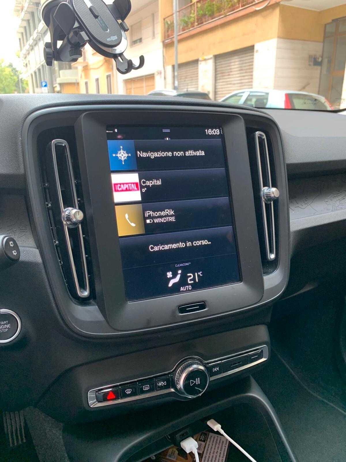 Volvo XC40 2023 **27.000KM**