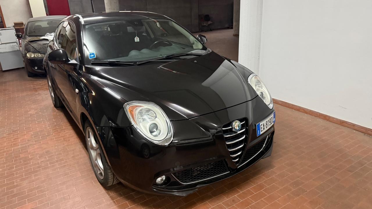 Alfa Romeo MiTo 1.4 T 120 CV GPL Distinctive Sport Pack