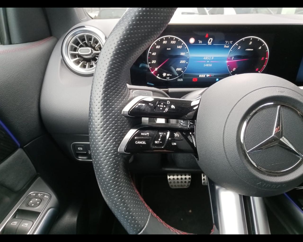 Mercedes-Benz GLA-H247 2023 - GLA 180 d AMG Line Advanced Plus auto