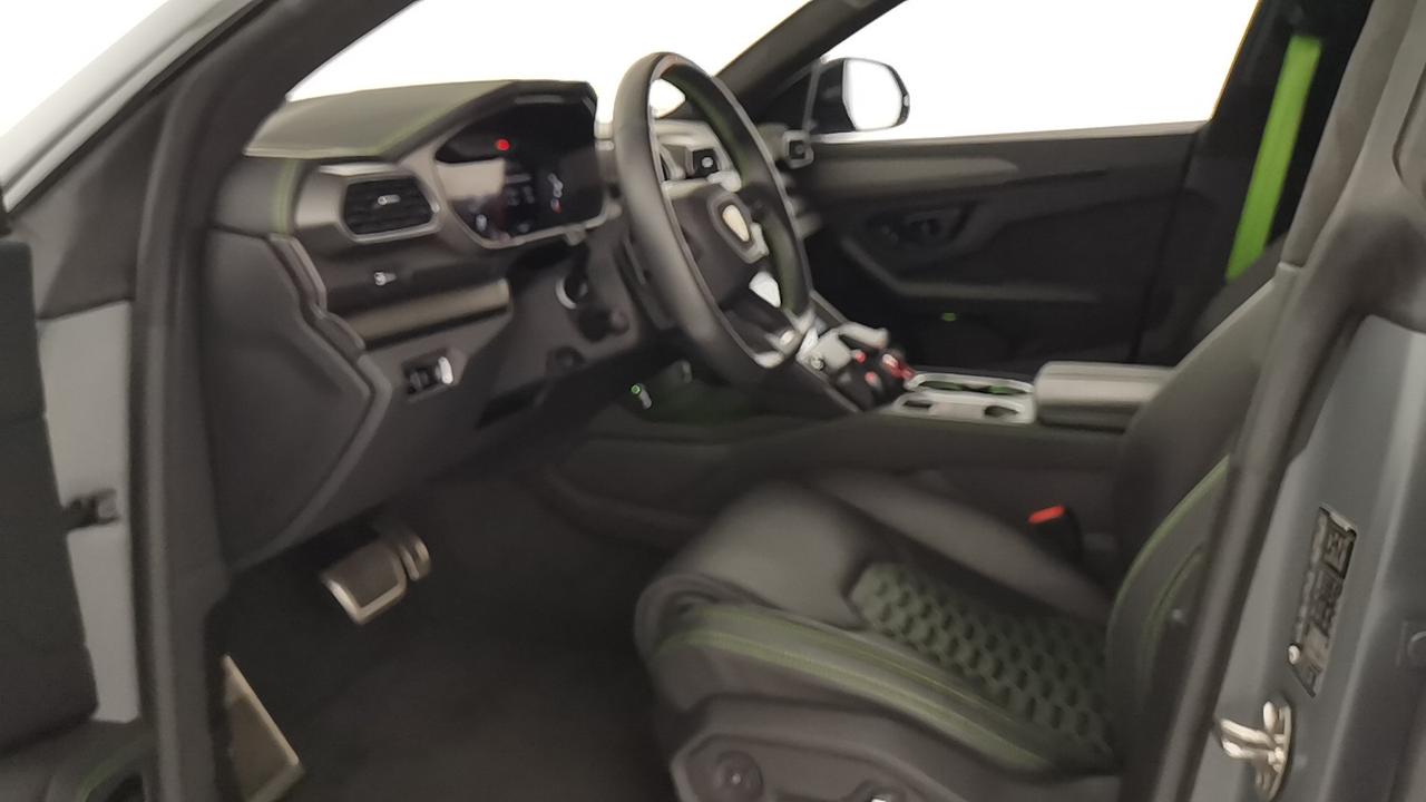 LAMBORGHINI Urus - Urus 4.0 V8 S auto
