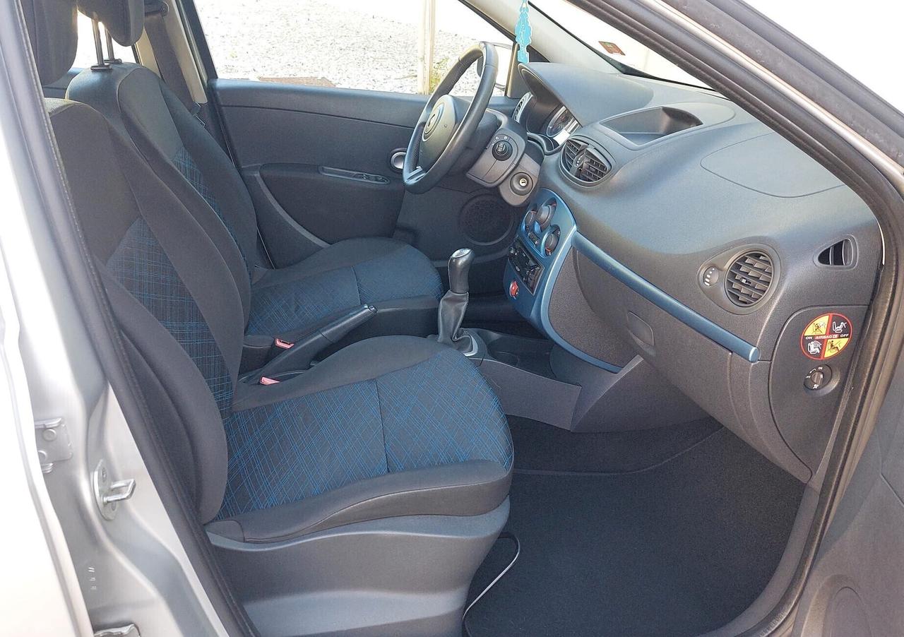 RENAULT CLIO 1.2 -PARI AL NUOVO-NEOPATENTATI