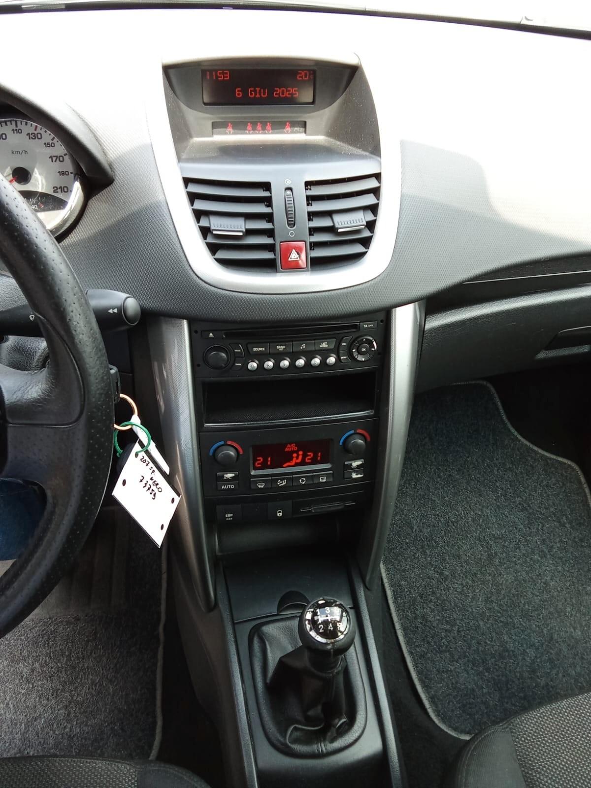 Peugeot 207 1.6 HDi 90CV 5p. XS