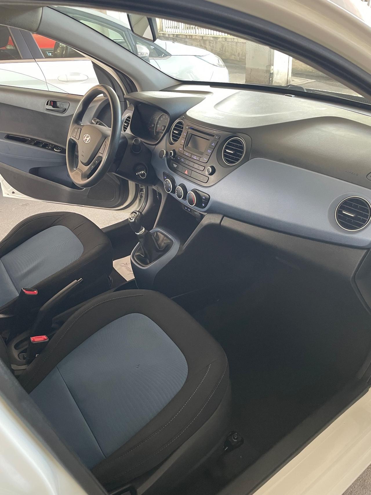 Hyundai i10 1.0 LPGI Econext Sound Edition dal nord Italia