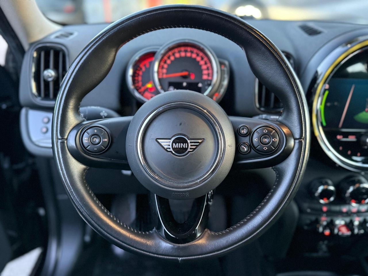 Mini Cooper 2.0 D Countryman 150 CV Business Auto.
