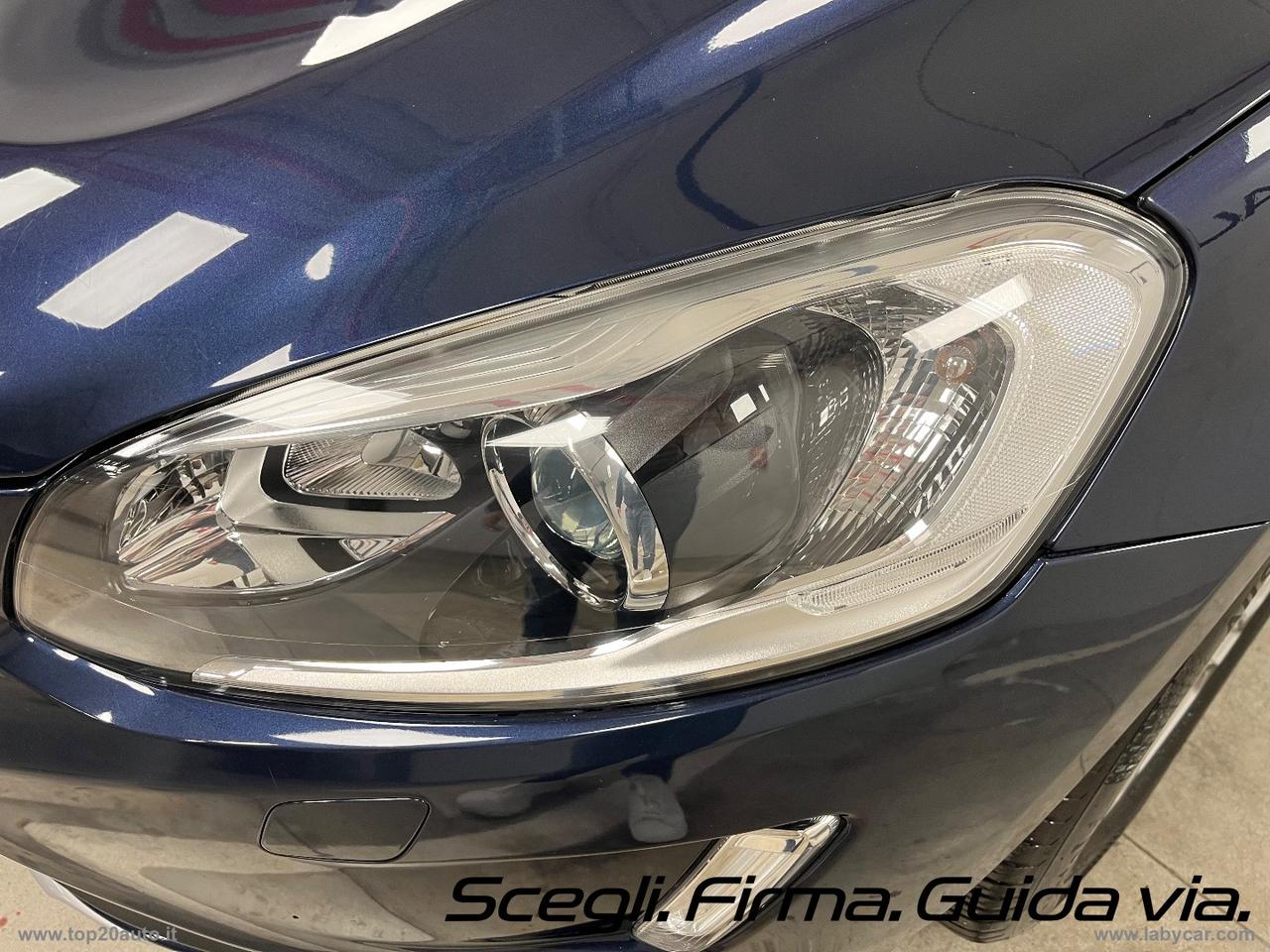 VOLVO XC60 D4 Summum|TETTO APRIBILE|PELLE|SEDILI RISC.