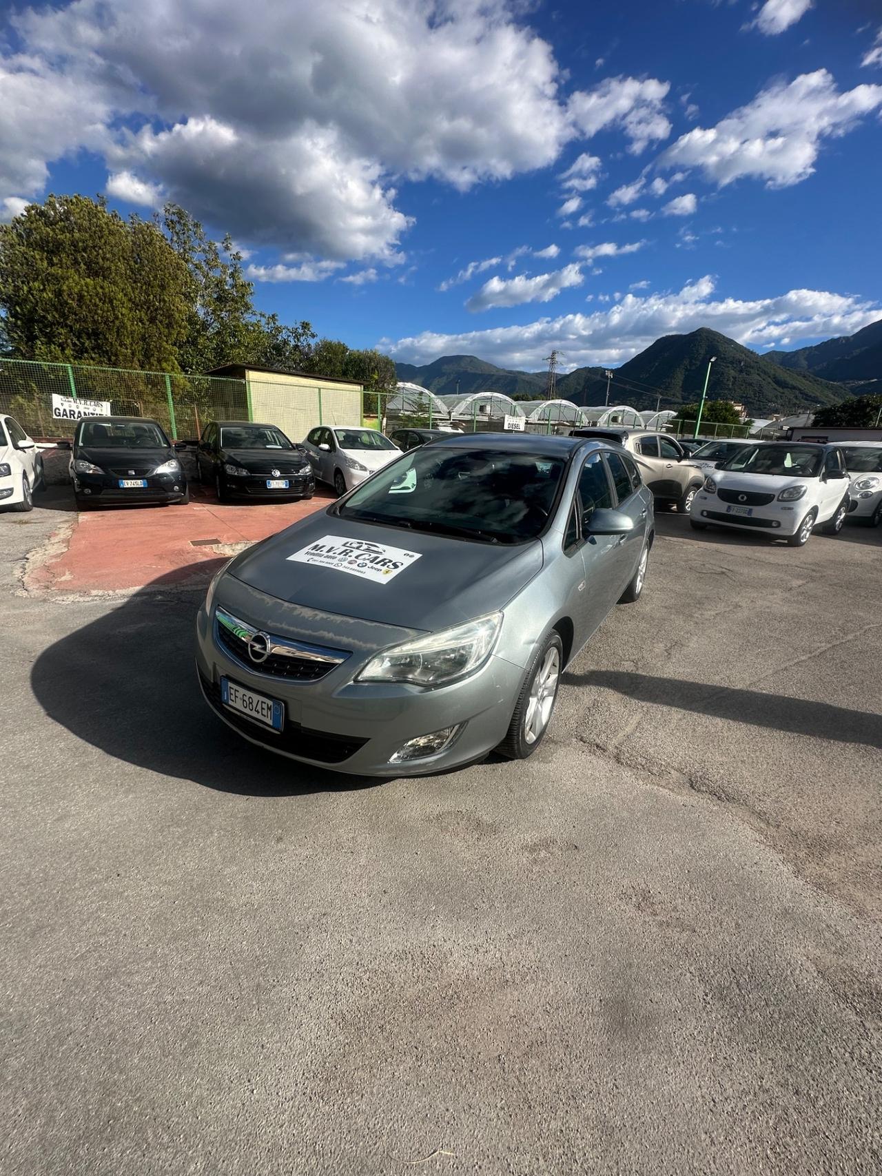 Opel Astra 1.4 100CV Sports Tourer Cosmo