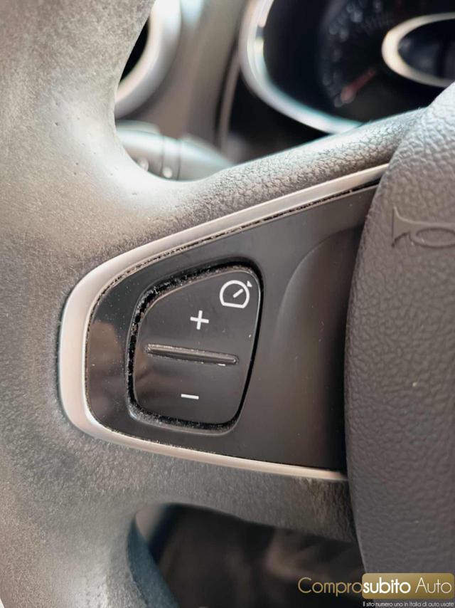 RENAULT Clio TCe 12V 90 CV GPL Start&Stop 5 porte Energy Duel