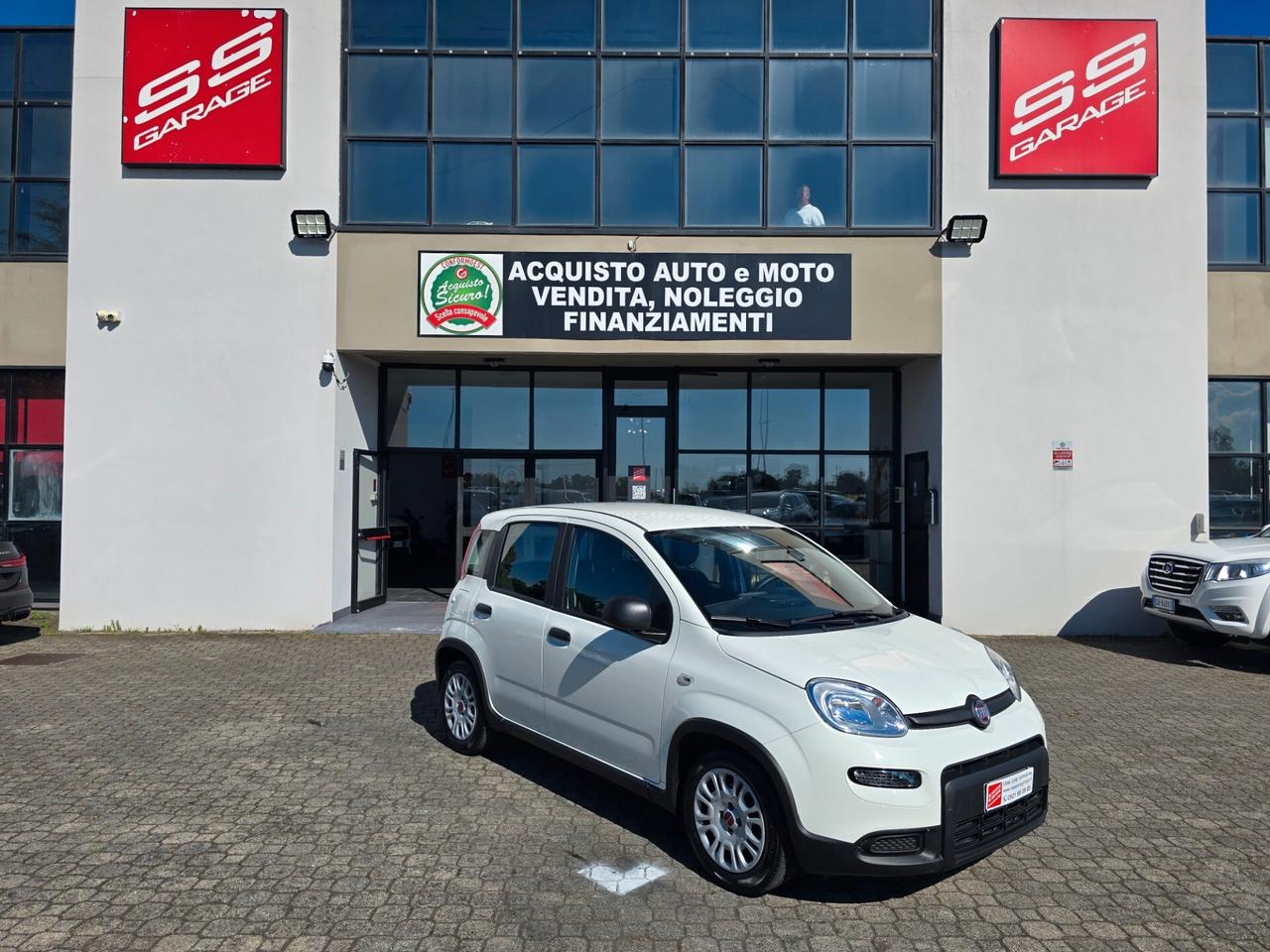 Fiat Panda Cross 1.0 Hybrid - BLUETOOTH