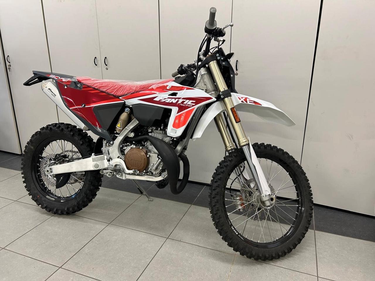 FANTIC XE 300 2T 2025 in promozione