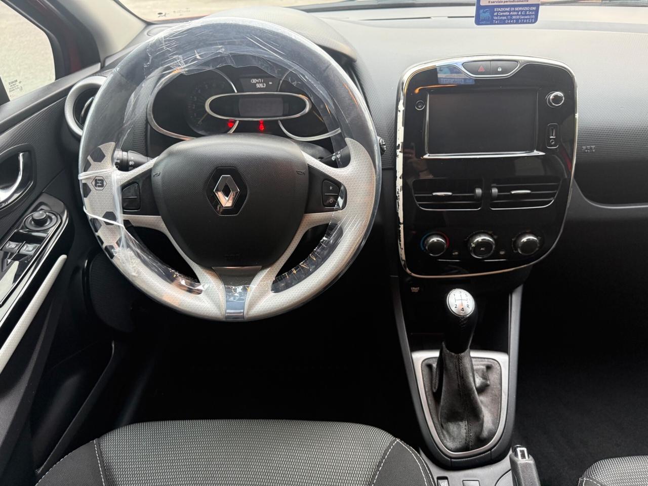 Renault Clio 1.2 75CV 5 porte- Neopatentati