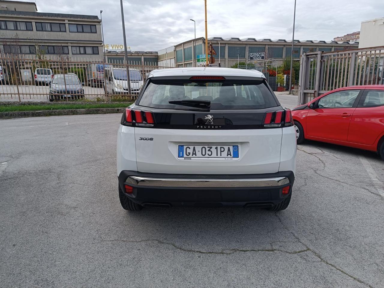 PEUGEOT 3008 BlueHDi 130 S&S EAT8 Allure