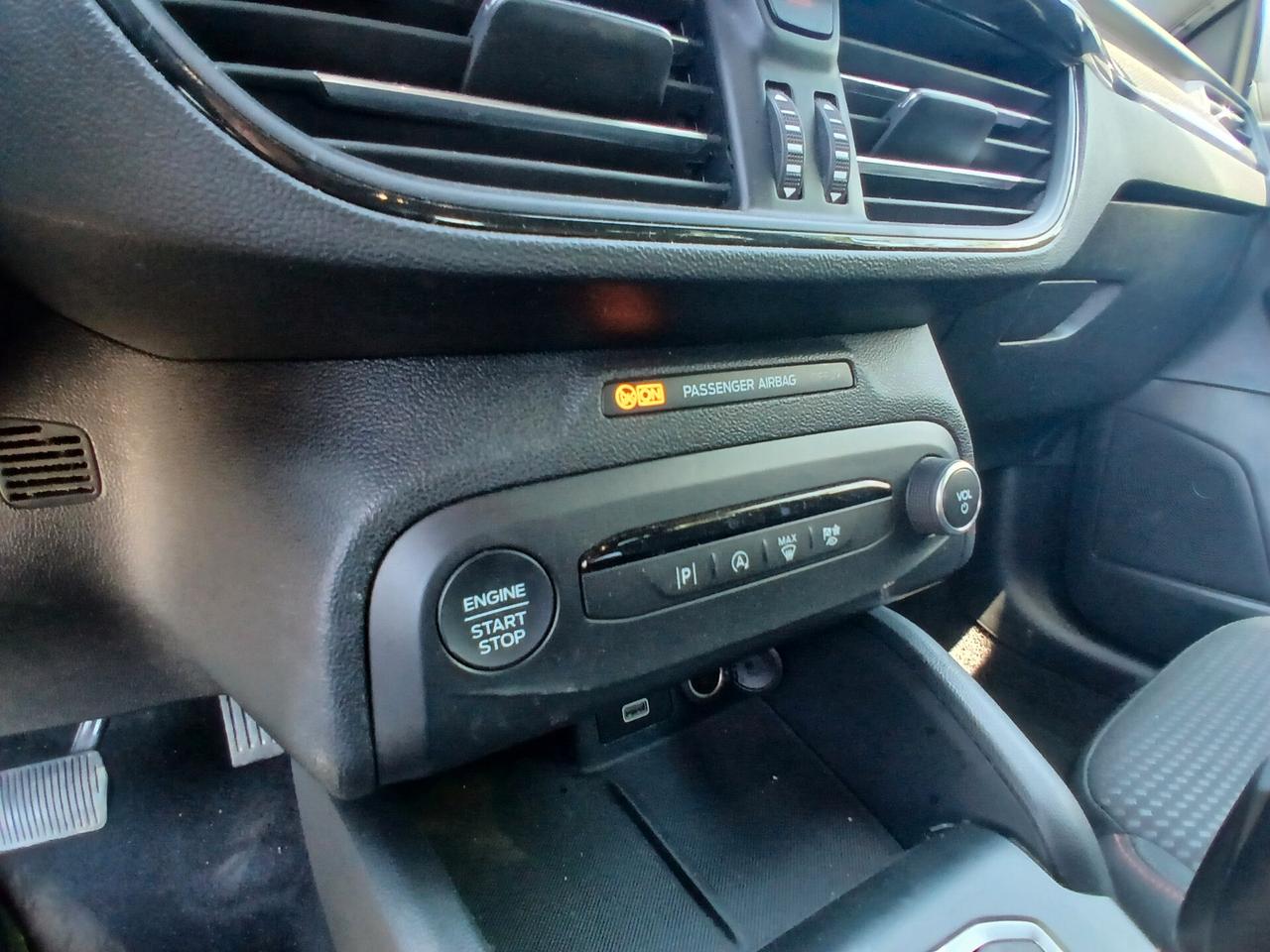 Ford Focus 1.0 EcoBoost Hybrid 125 CV Powershift SW ST-Line