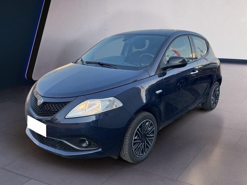 Lancia Ypsilon III 2015 1.0 hybrid Gold s&s 70cv