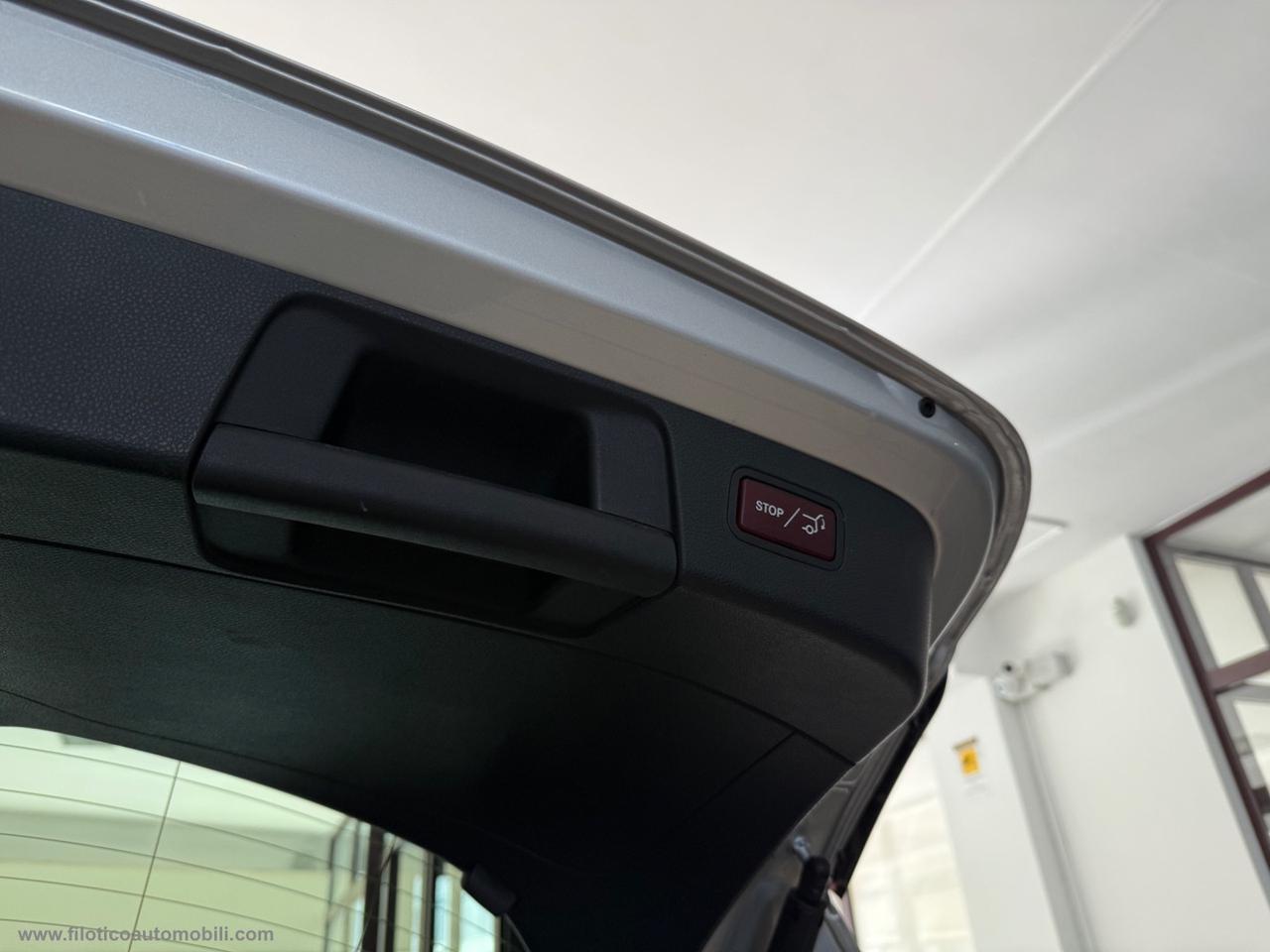 MERCEDES-BENZ GLA 180 d Automatic Business FARI LED - PACK SERIE SPECIALE