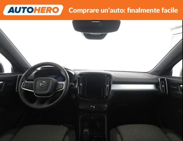 VOLVO XC40 B3 automatico Plus Dark