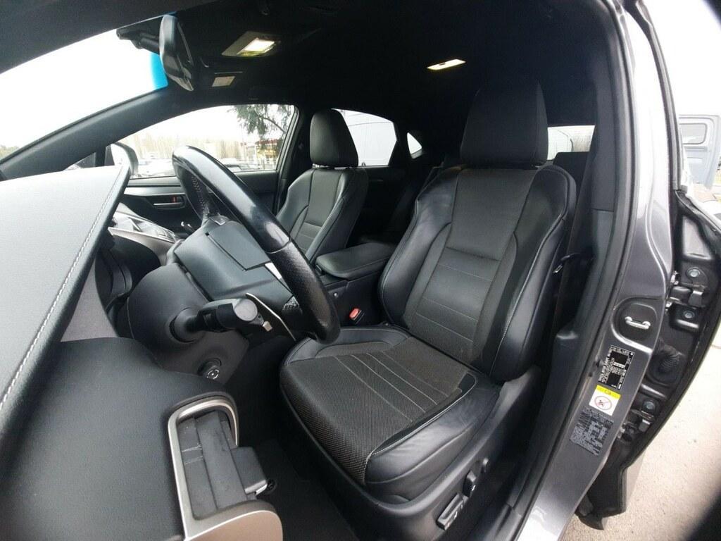 Lexus NX 300 300 2.5 Hybrid F-Sport 4WD CVT