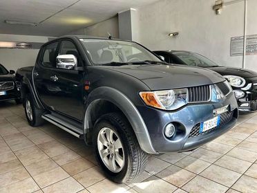 Mitsubishi L200 L200 d.cab 2.5 di-d Intense N1
