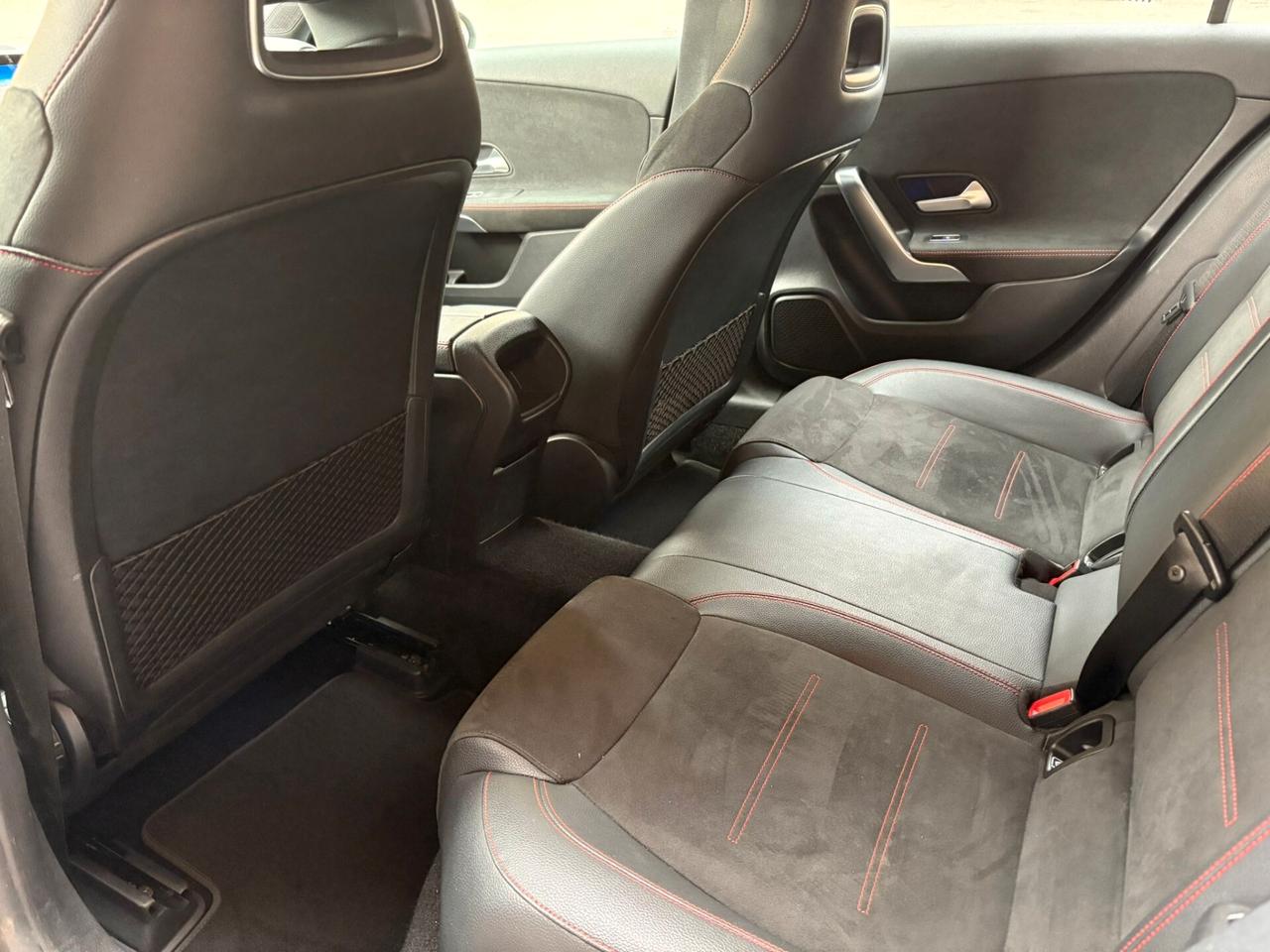 Mercedes-benz A 180 d Premium AMG