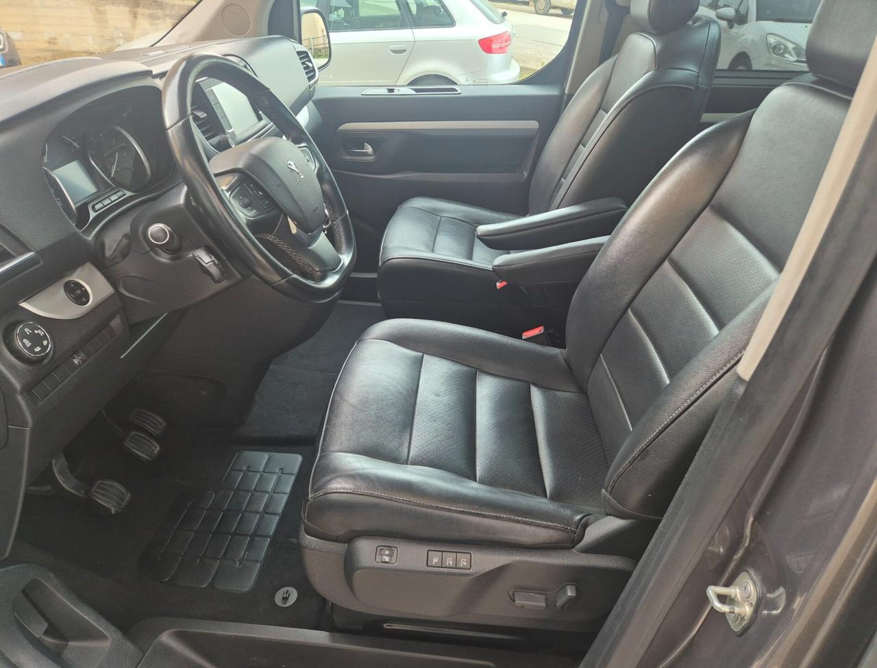 PEUGEOT TRAVELLER 2.0 150 CV FULL OPT KM 130000 CERTIF 8 POSTI