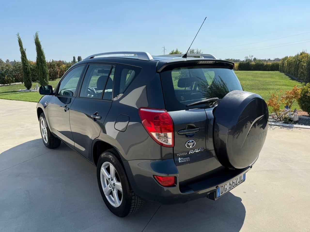 Toyota RAV 4 RAV4 2.2 D-4D 136 CV Luxury