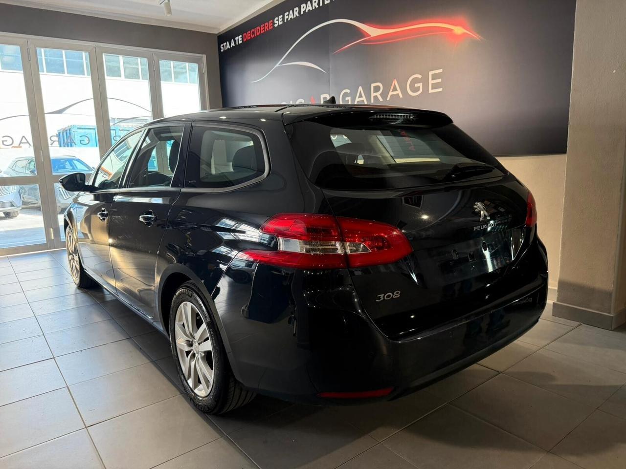 Peugeot 308 BlueHDi 130 S&S EAT8 SW Active