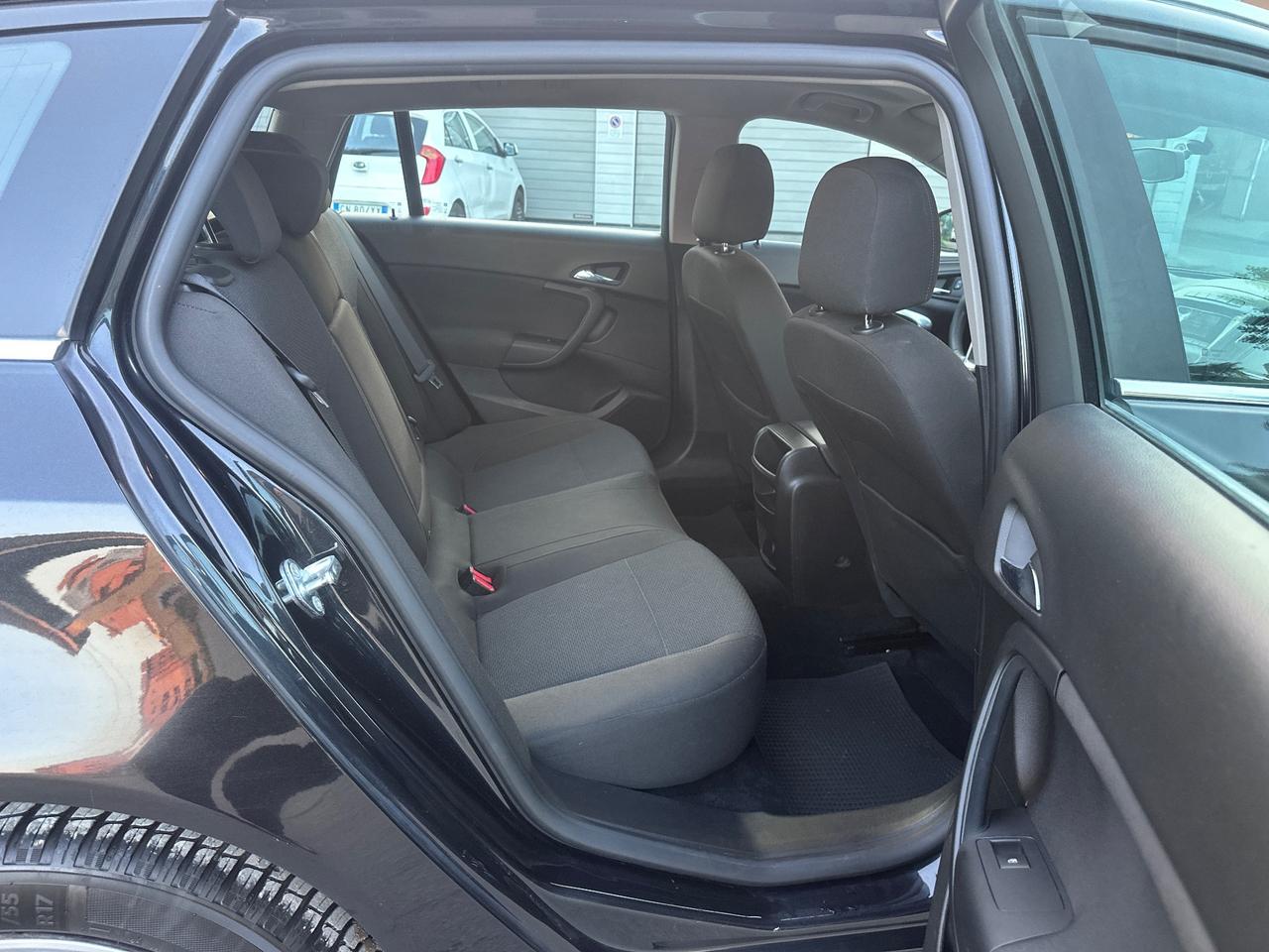 Opel Insignia 1.6 CDTI 136CV Sports Tourer automatico Cosmo