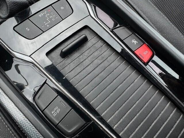 Peugeot 508 BlueHDi 180 EAT6 S&S SW Allure 1 Propr.!