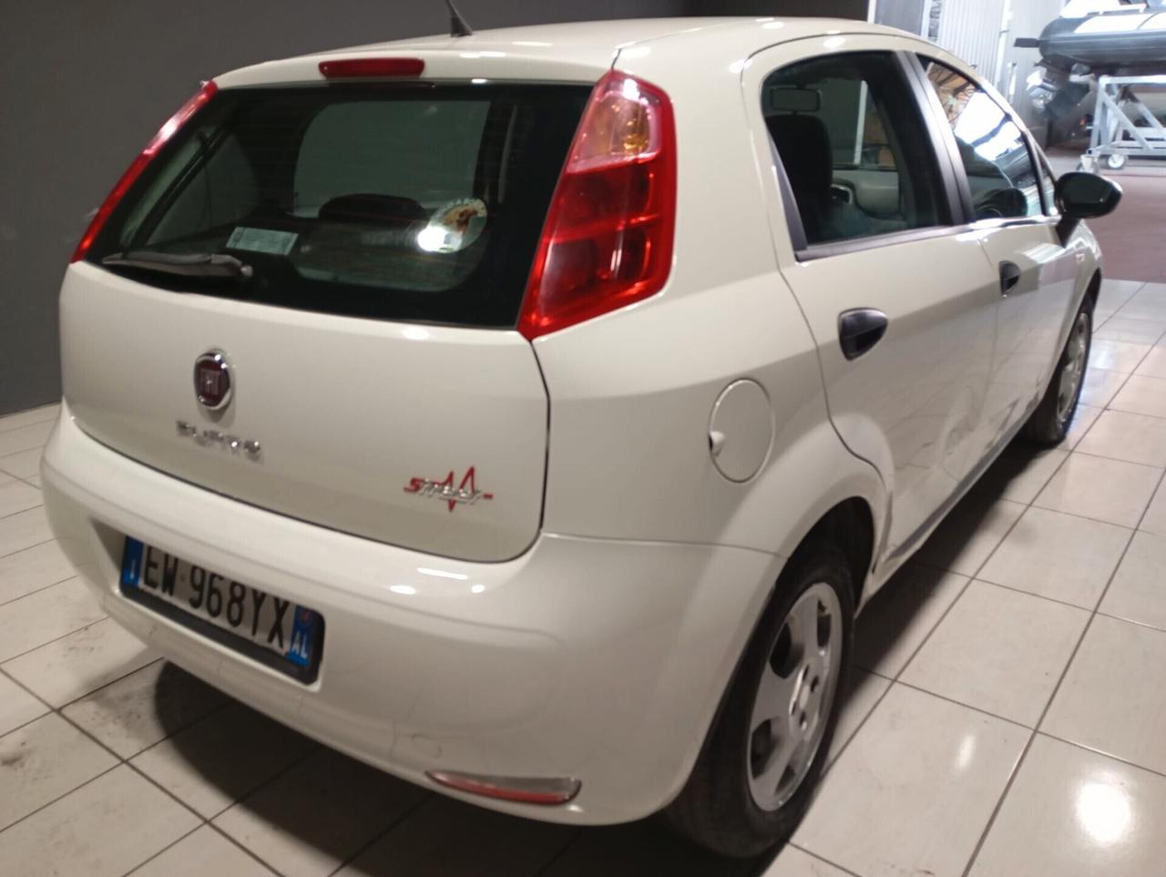 Fiat Punto del 2014 -BENZINA GPL FINO AL 2035-